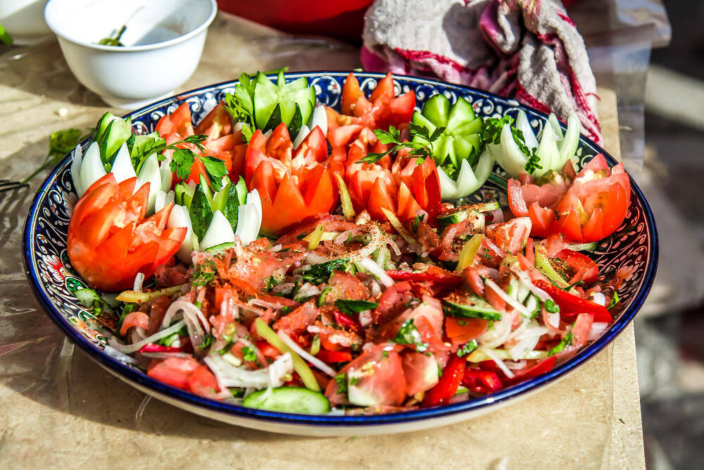 Akdeniz Salatası